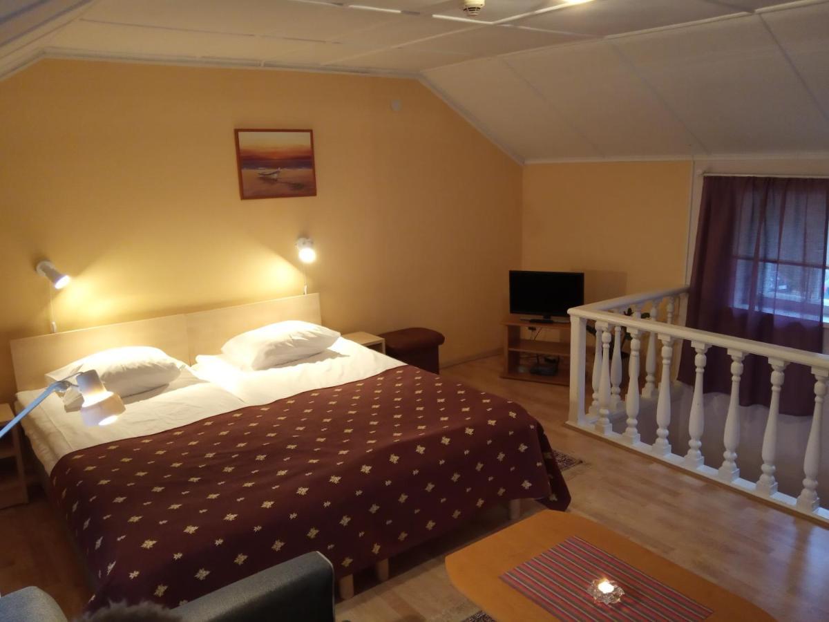 Repo Hotel Kuressaare Kültér fotó