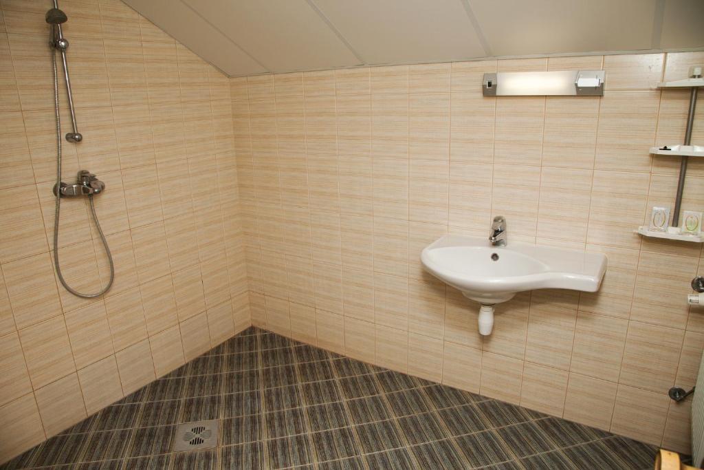Repo Hotel Kuressaare Kültér fotó